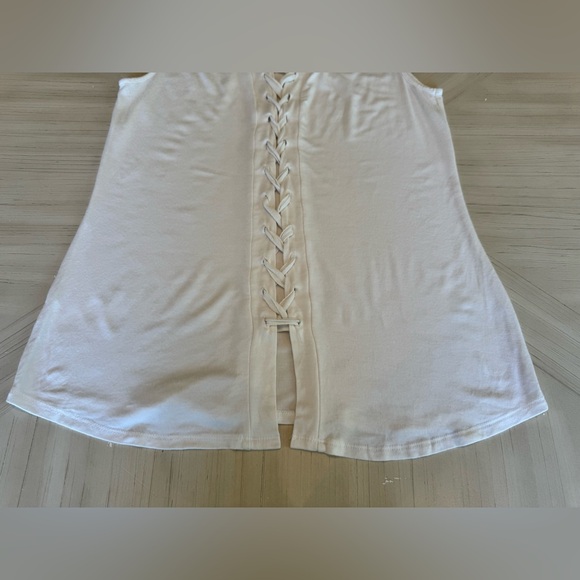Cable & Gauge - Laced-Up Back V- Neck Tank- Ivory Size M - Picture 12 of 14
